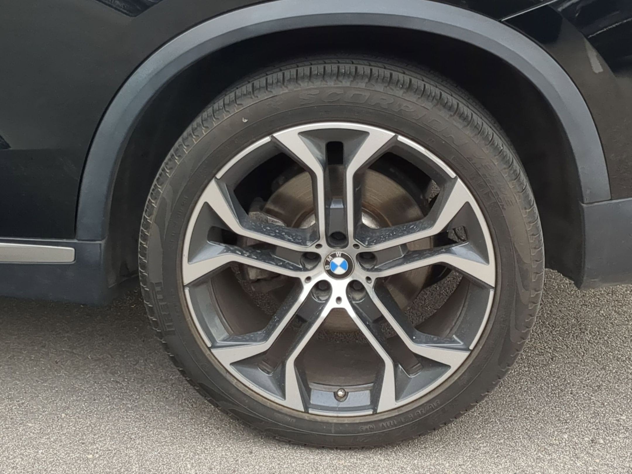 2022 BMW X5 sDrive40i