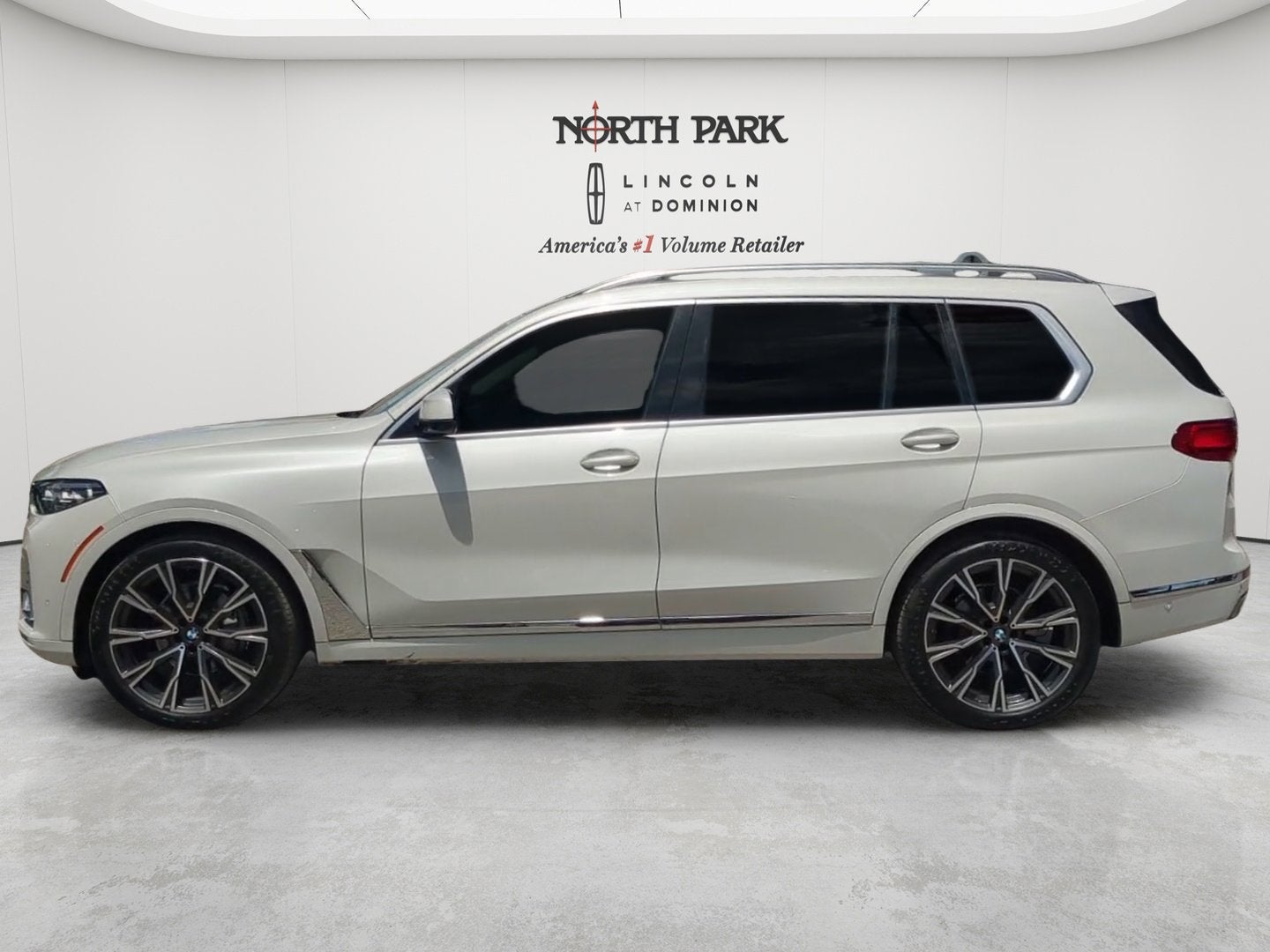 2021 BMW X7 xDrive40i