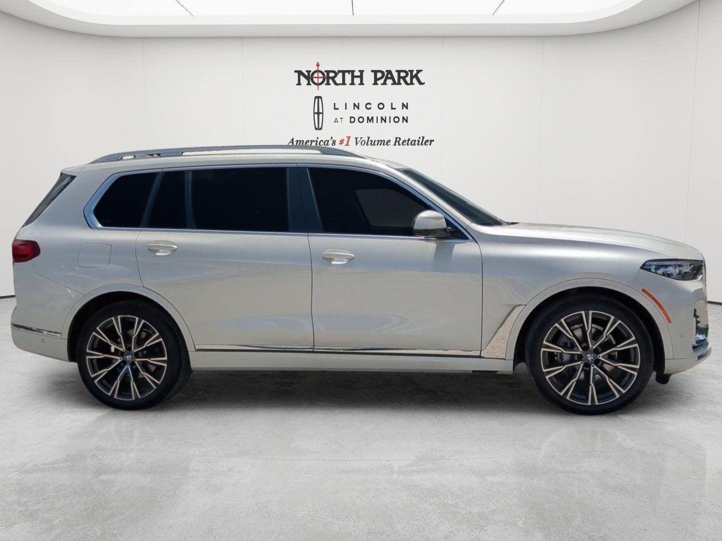 2021 BMW X7 xDrive40i