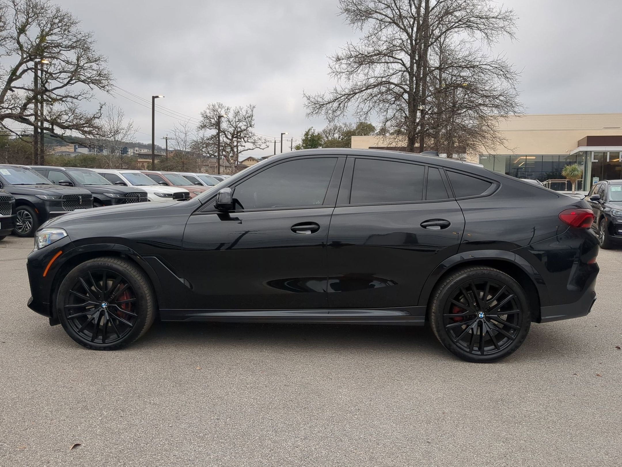 2023 BMW X6 xDrive40i