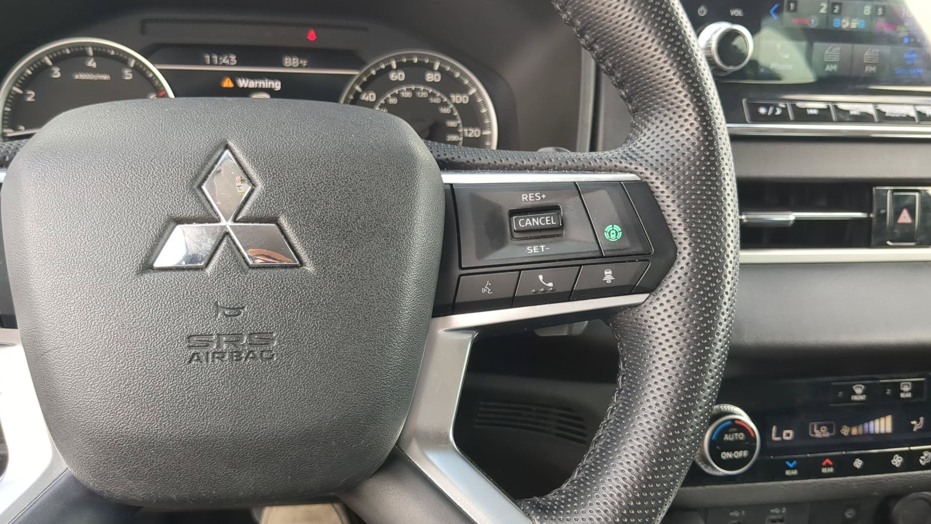 2022 Mitsubishi Outlander SEL