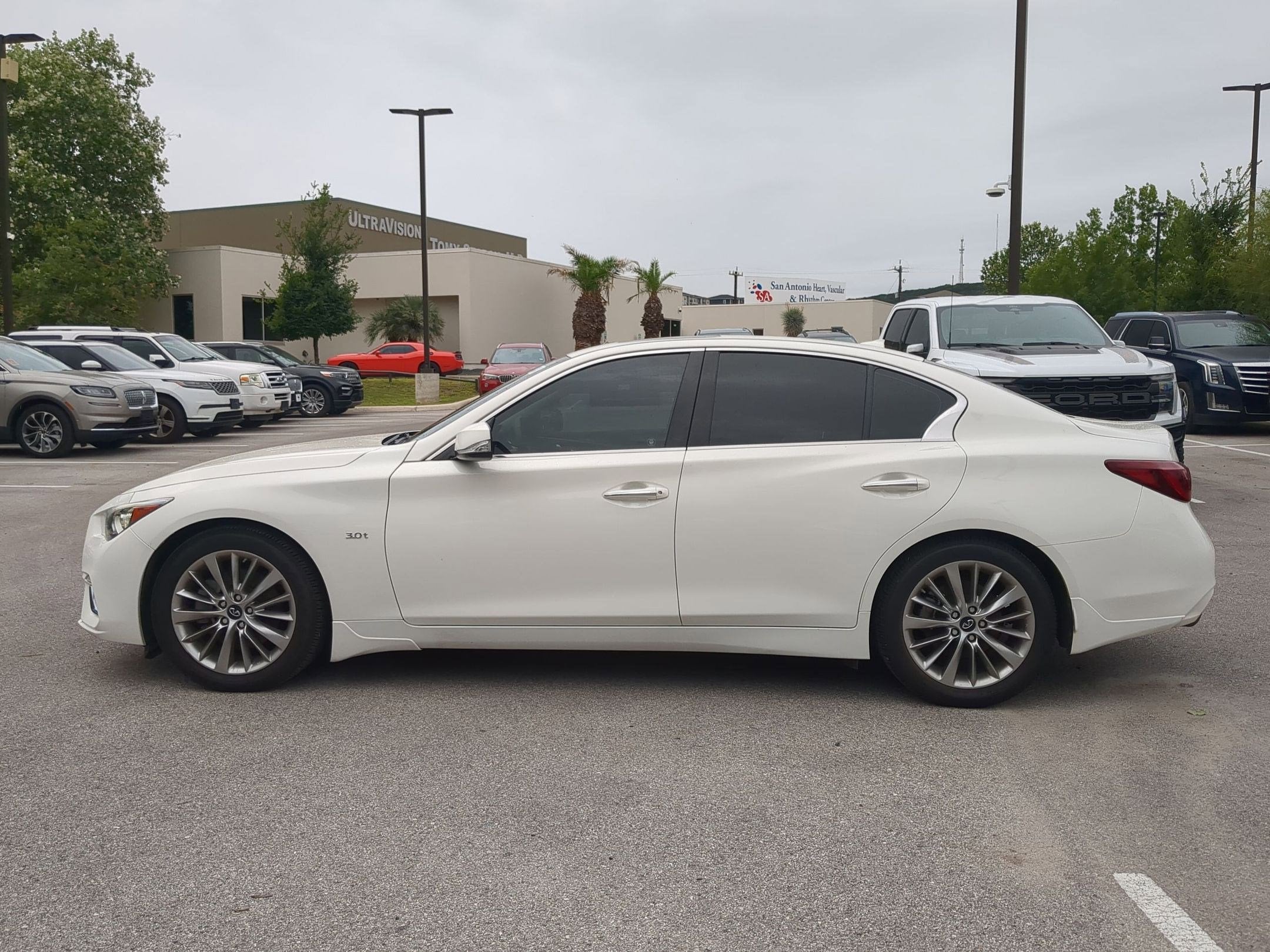 2019 INFINITI Q50 3.0t LUXE