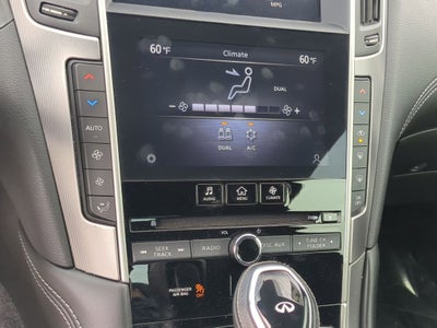 2022 INFINITI Q60 PURE