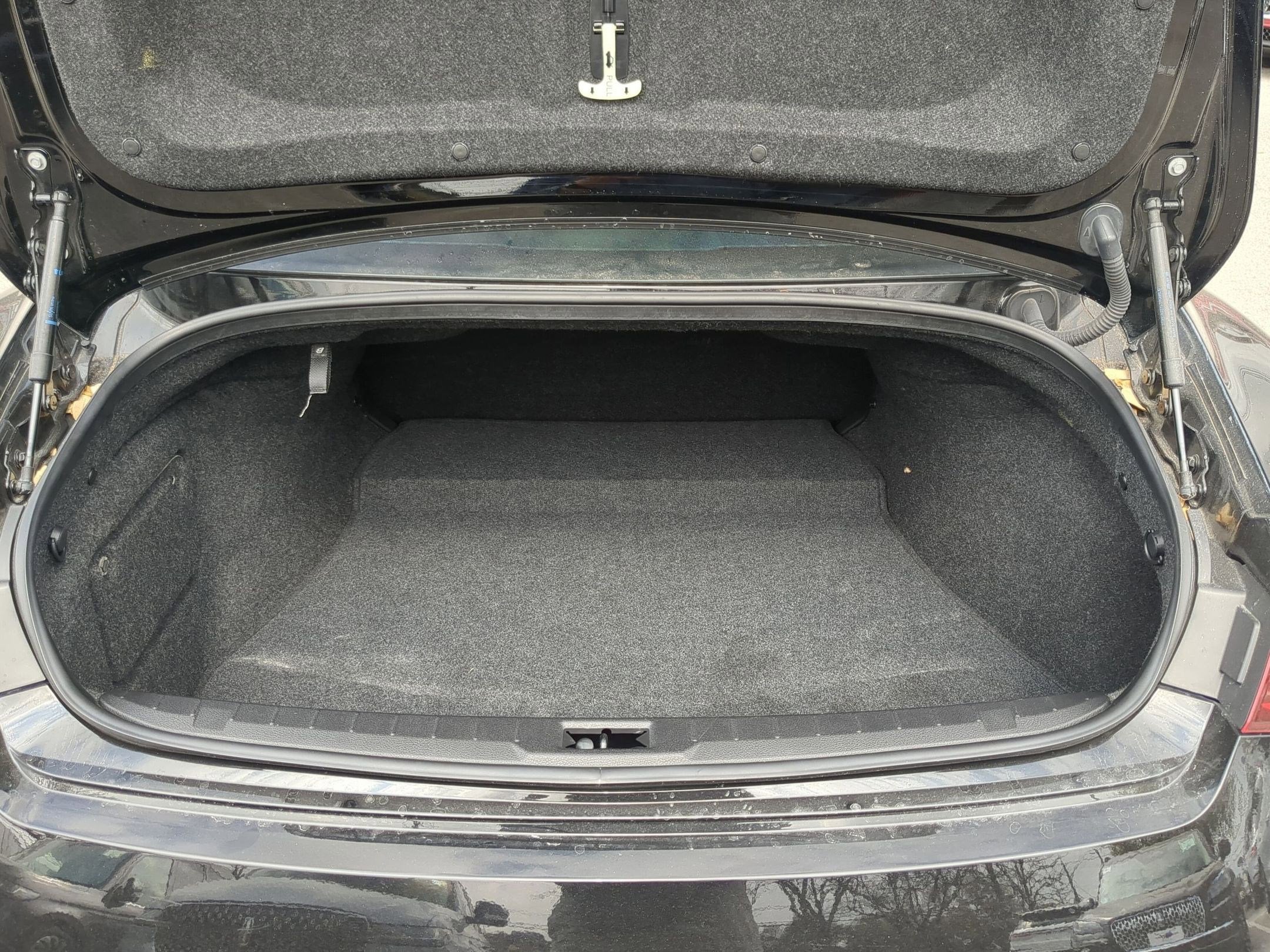 2022 INFINITI Q60 PURE