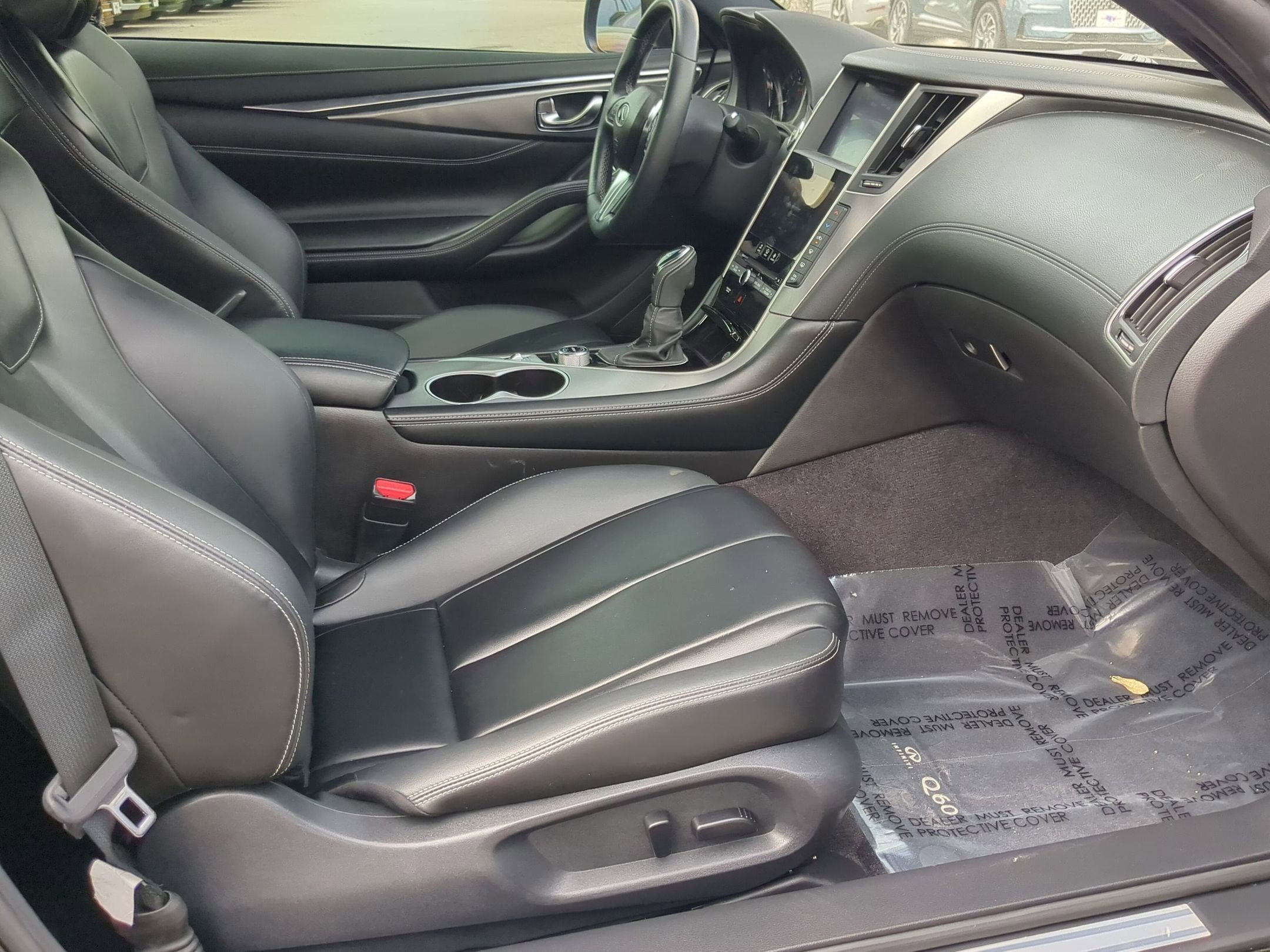 2022 INFINITI Q60 PURE