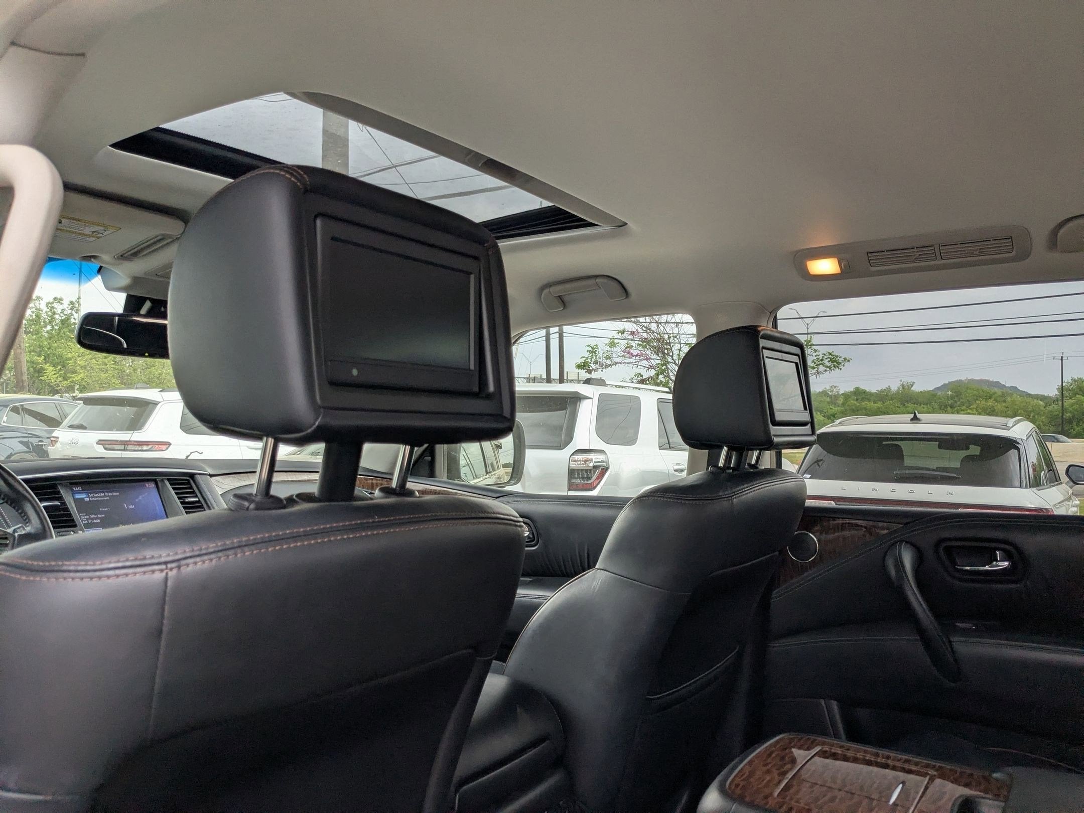 2017 Nissan Armada Platinum