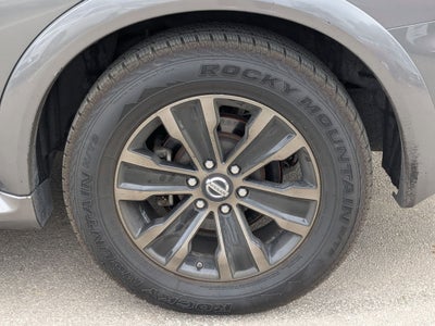 2017 Nissan Armada Platinum