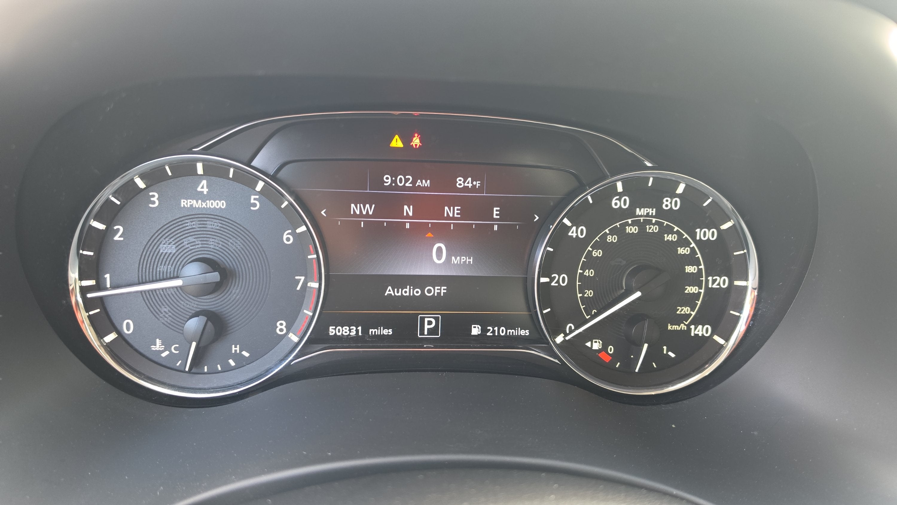 2022 INFINITI QX80 LUXE