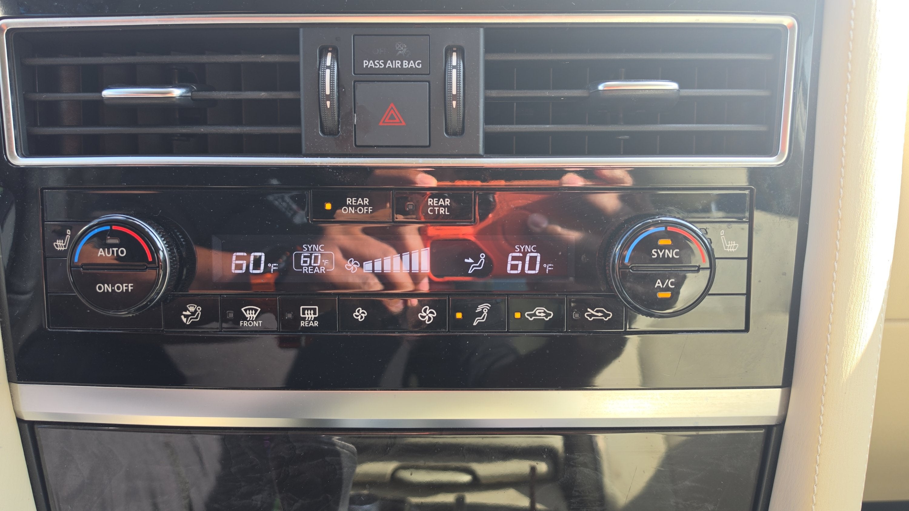 2022 INFINITI QX80 LUXE
