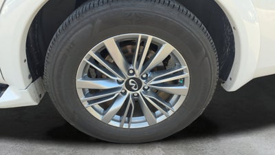 2022 INFINITI QX80 LUXE