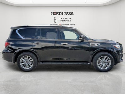 2022 INFINITI QX80 LUXE