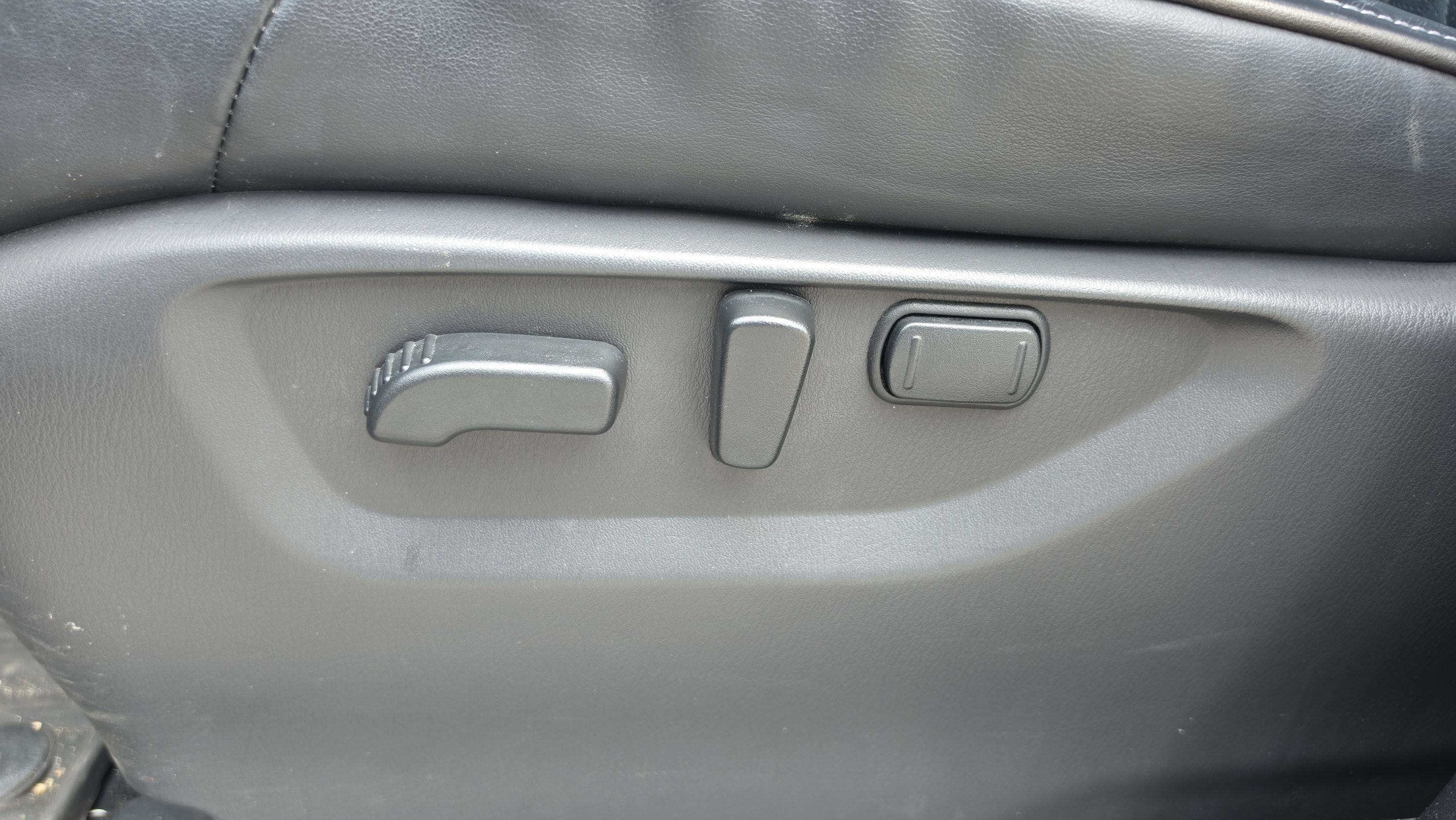 2023 INFINITI QX80 SENSORY