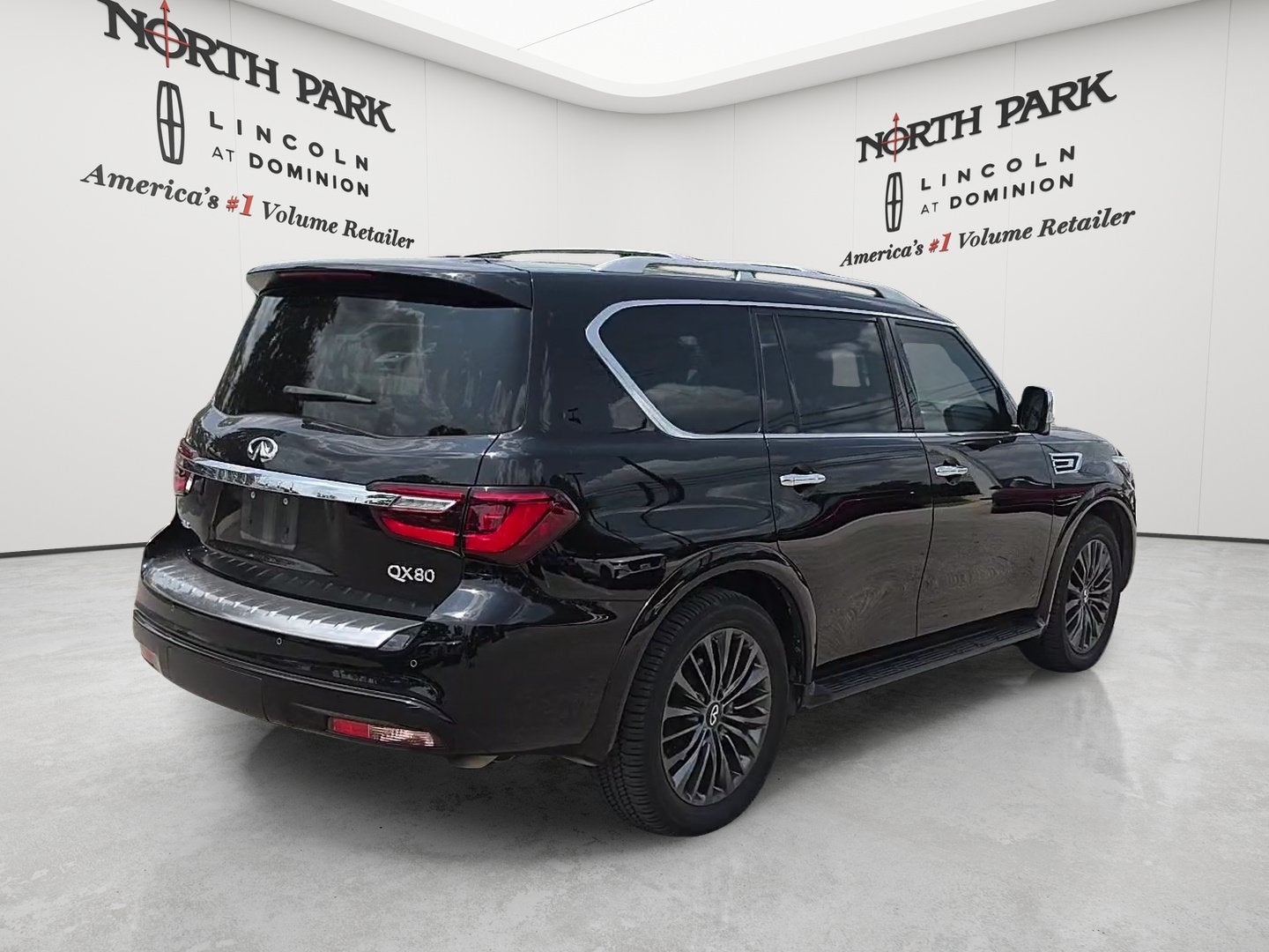 2023 INFINITI QX80 SENSORY