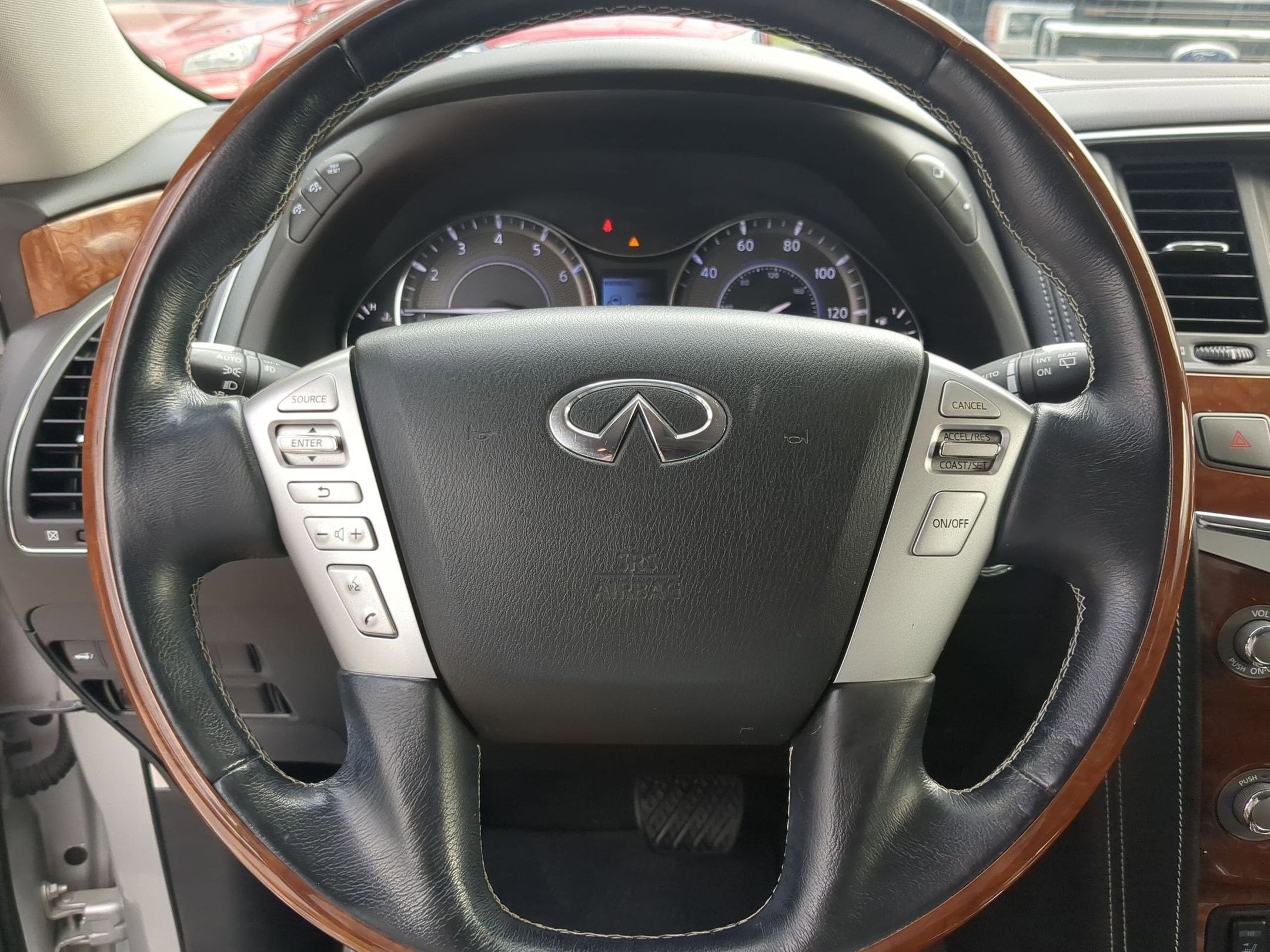 2019 INFINITI QX80 LUXE