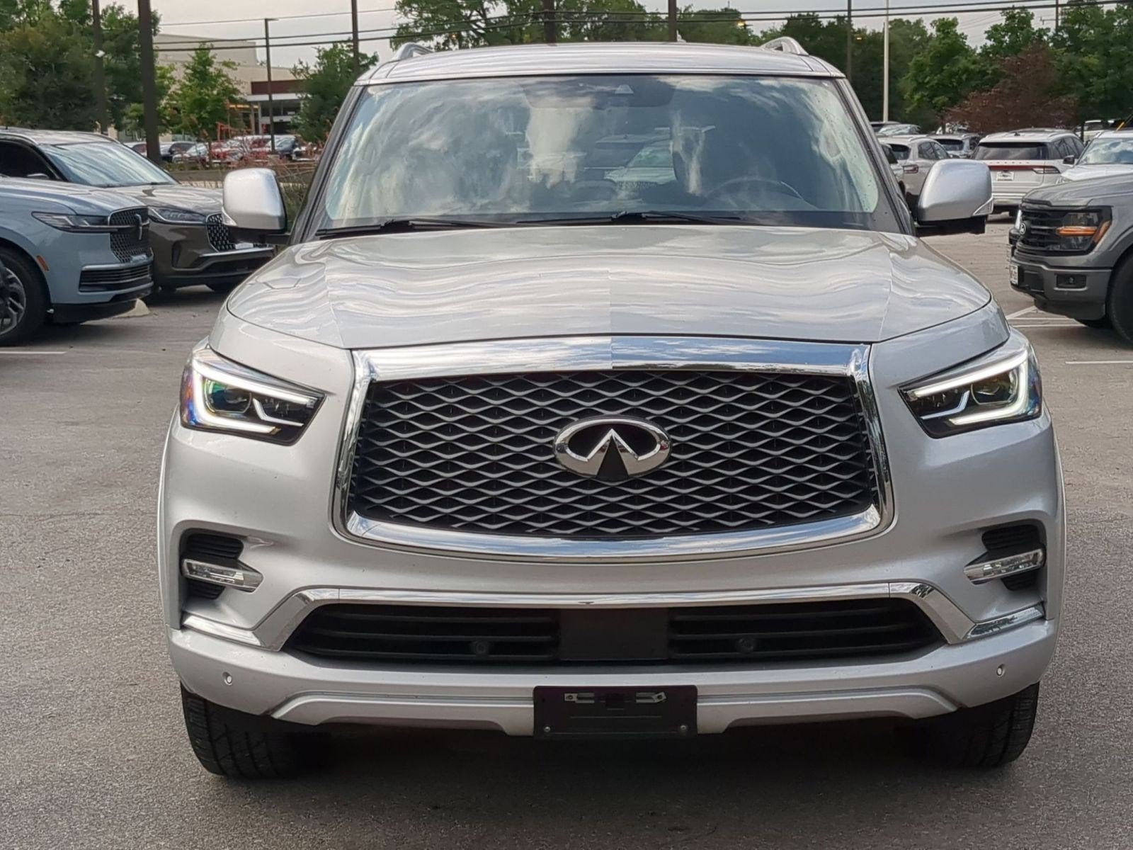 2019 INFINITI QX80 LUXE