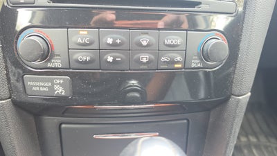 2014 INFINITI QX70 Base