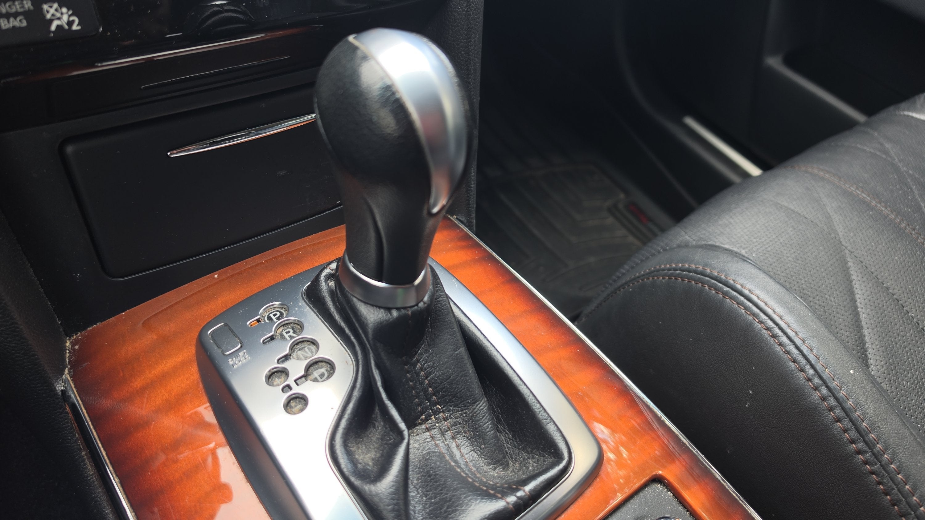 2014 INFINITI QX70 Base