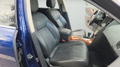 2014 INFINITI QX70 Base