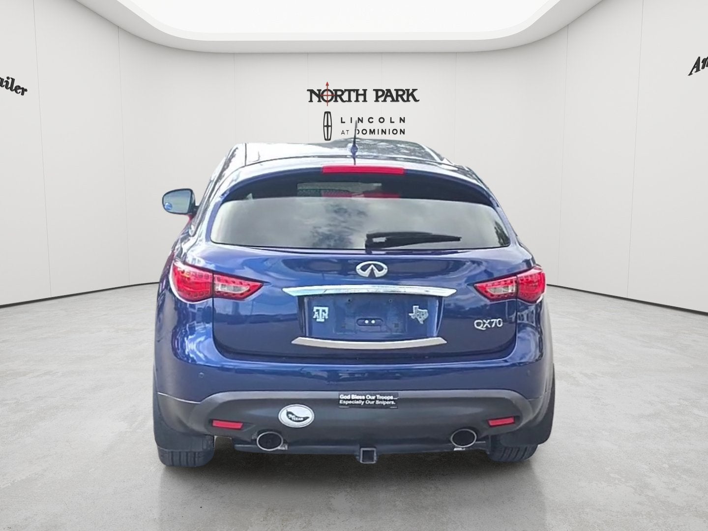 2014 INFINITI QX70 Base