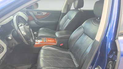 2014 INFINITI QX70 Base