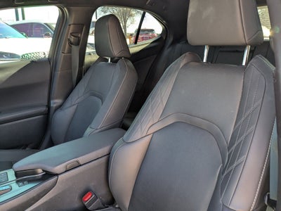 2025 Lexus UX 300h