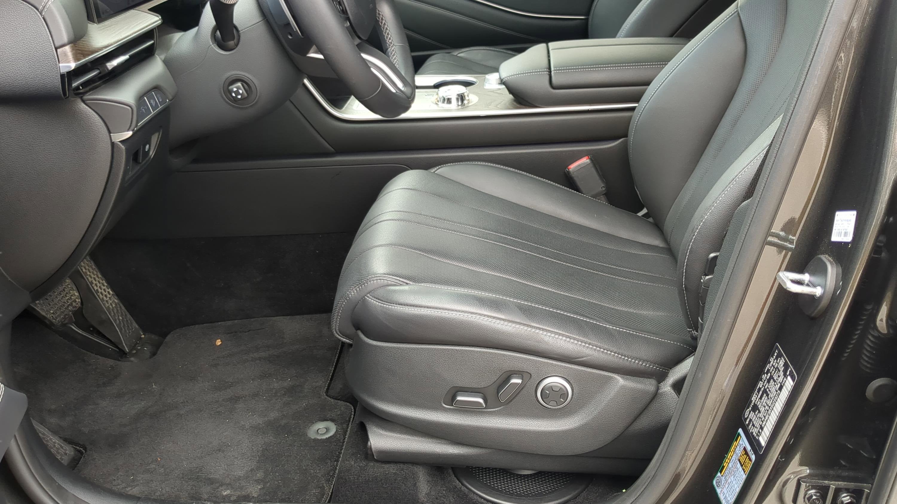 2025 Genesis GV80 2.5T Advanced