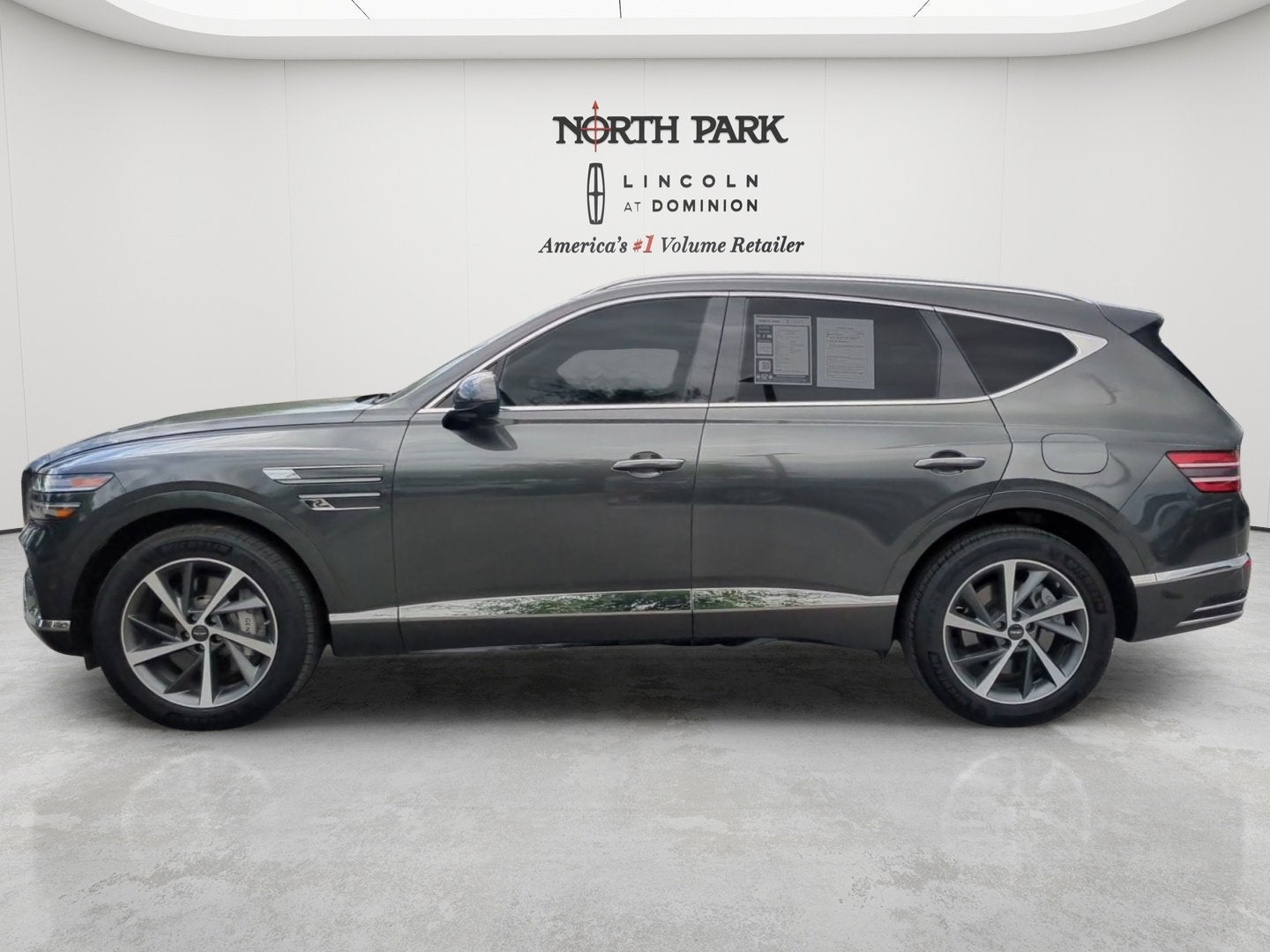 2025 Genesis GV80 2.5T Advanced