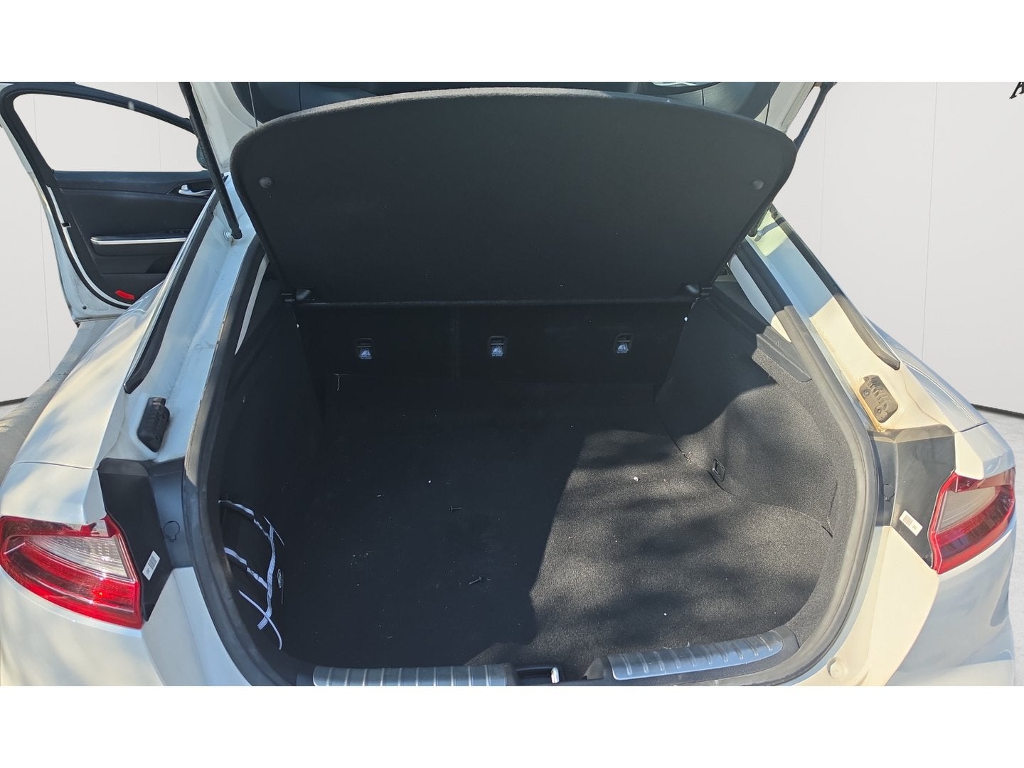 2019 Kia Stinger Base