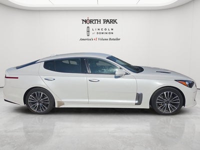 2019 Kia Stinger Base
