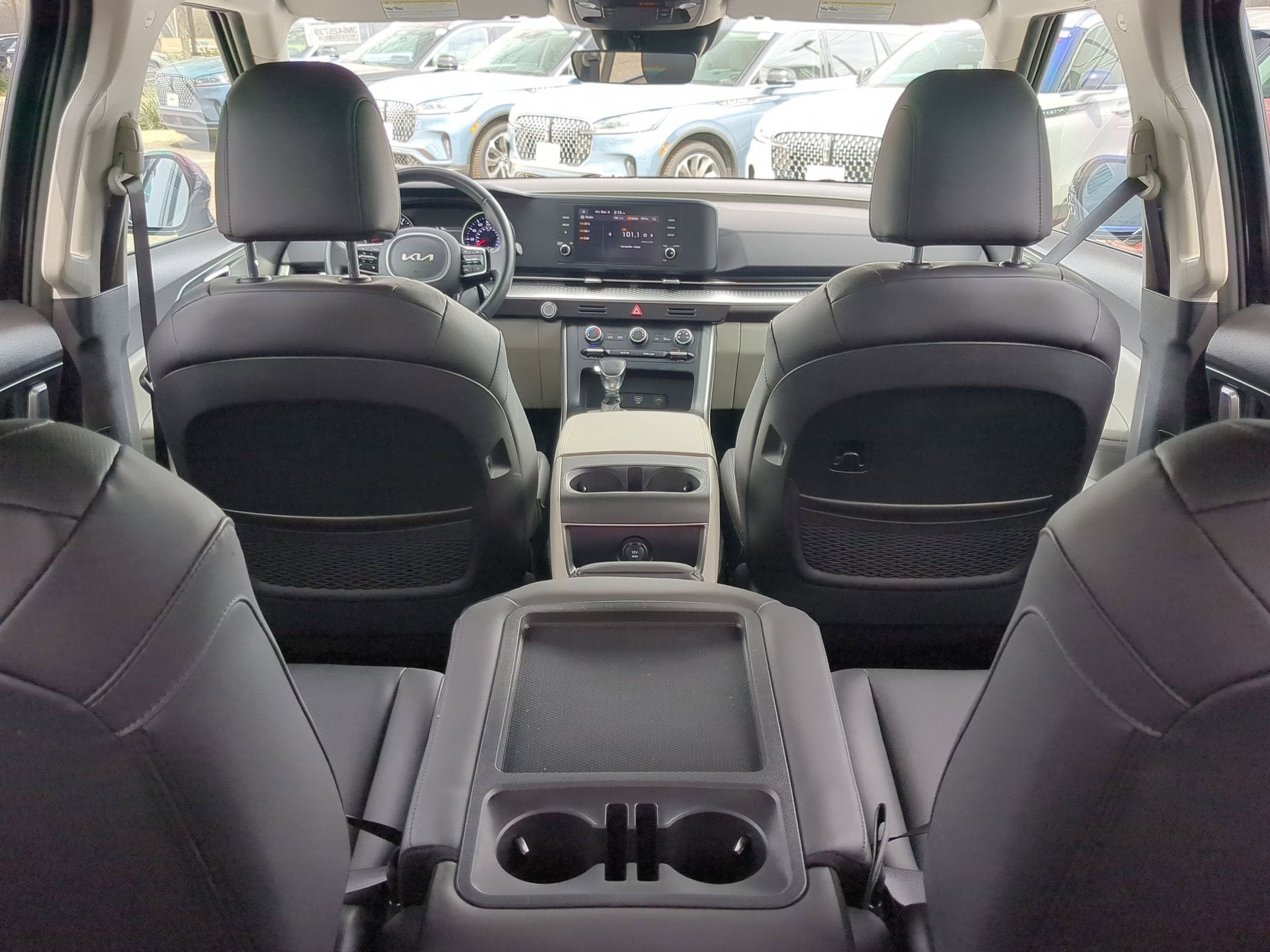 2024 Kia Carnival LX
