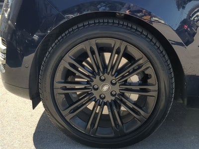 2023 Land Rover Range Rover SE