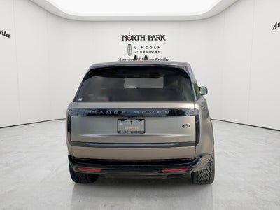 2023 Land Rover Range Rover SE