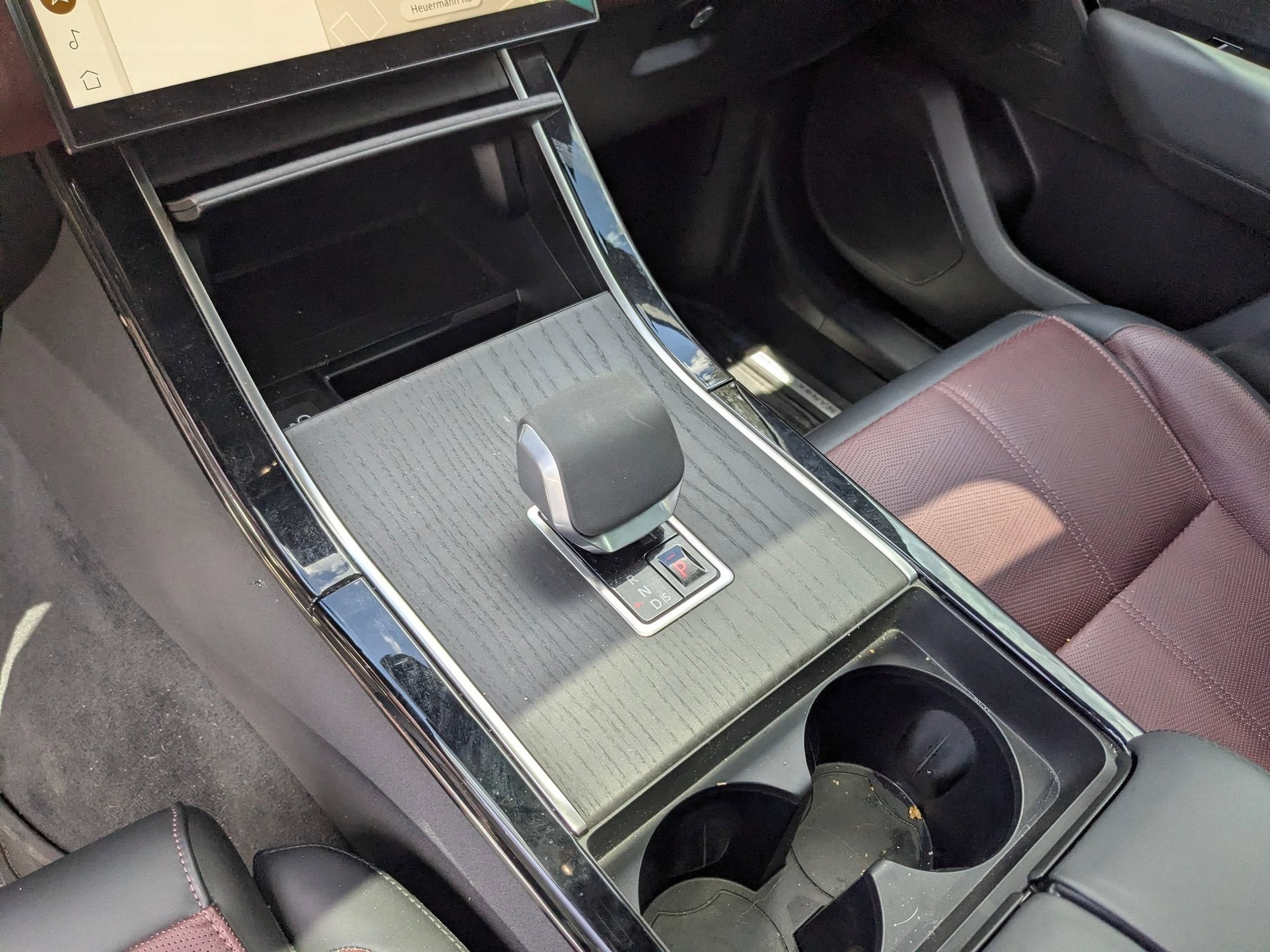 2024 Land Rover Range Rover Velar Dynamic HSE
