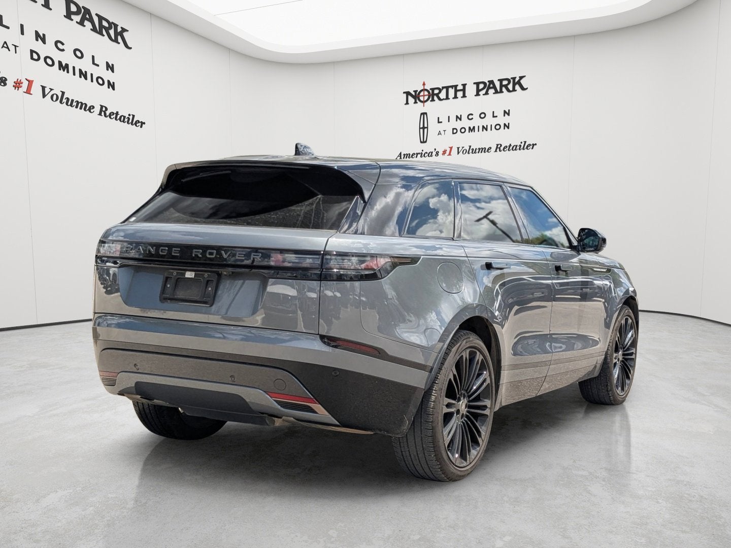 2024 Land Rover Range Rover Velar Dynamic HSE