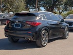 2017 INFINITI QX30 Premium
