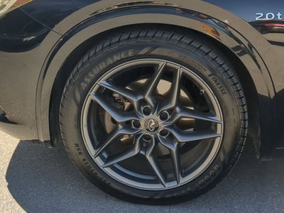 2017 INFINITI QX30 Premium