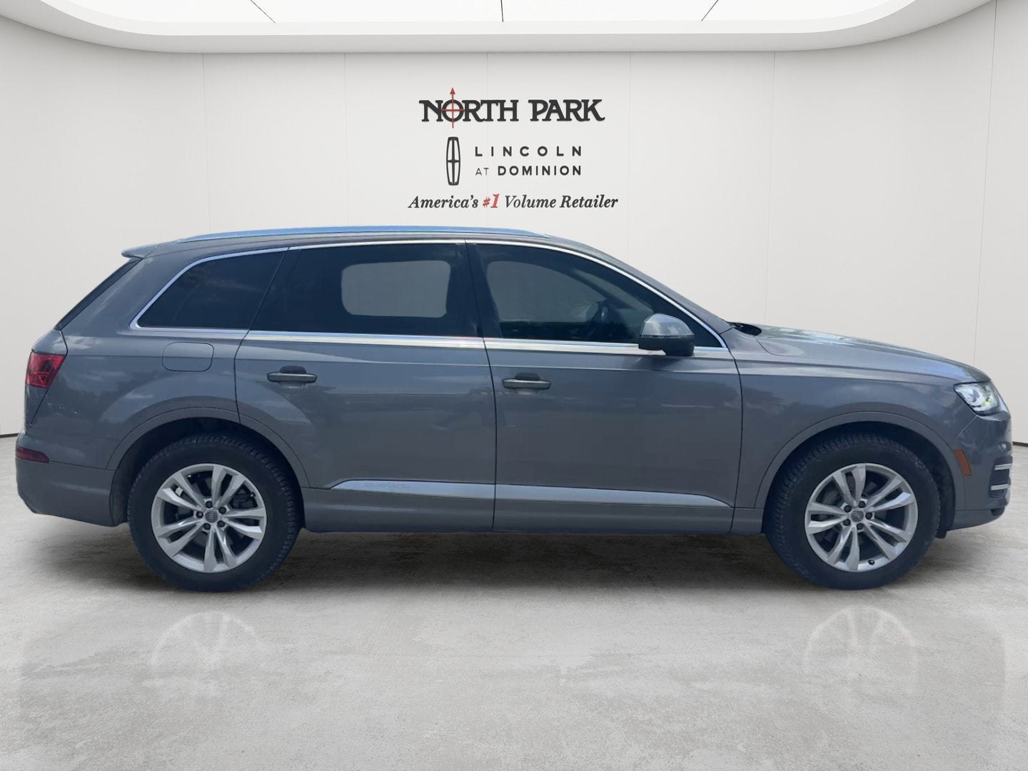 2017 Audi Q7 Premium Plus