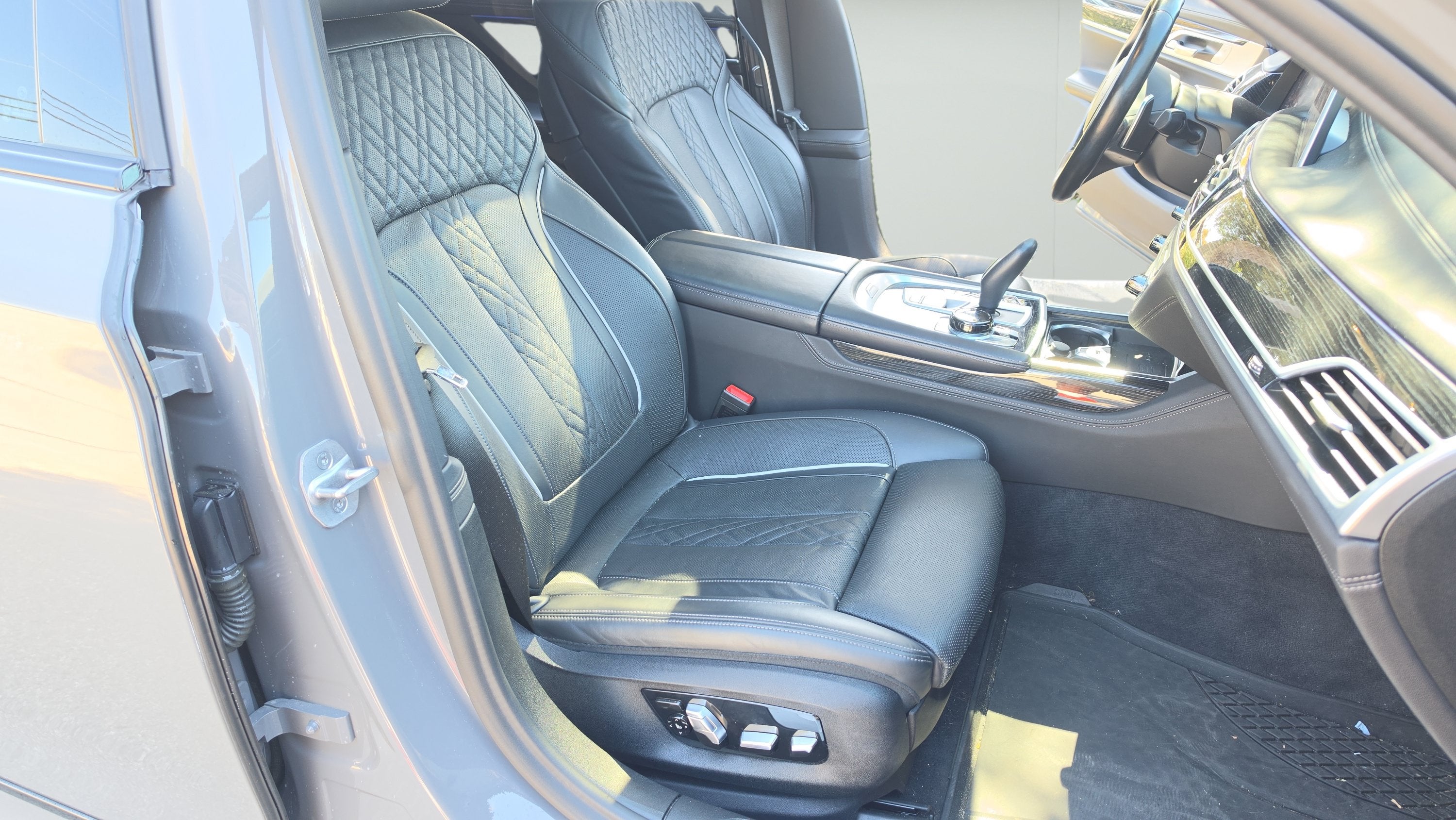 2022 BMW 7 Series 750i xDrive