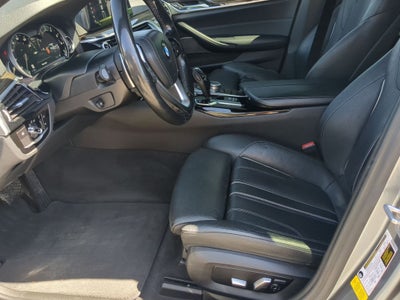 2018 BMW 5 Series 530i