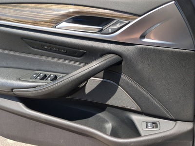 2018 BMW 5 Series 530i