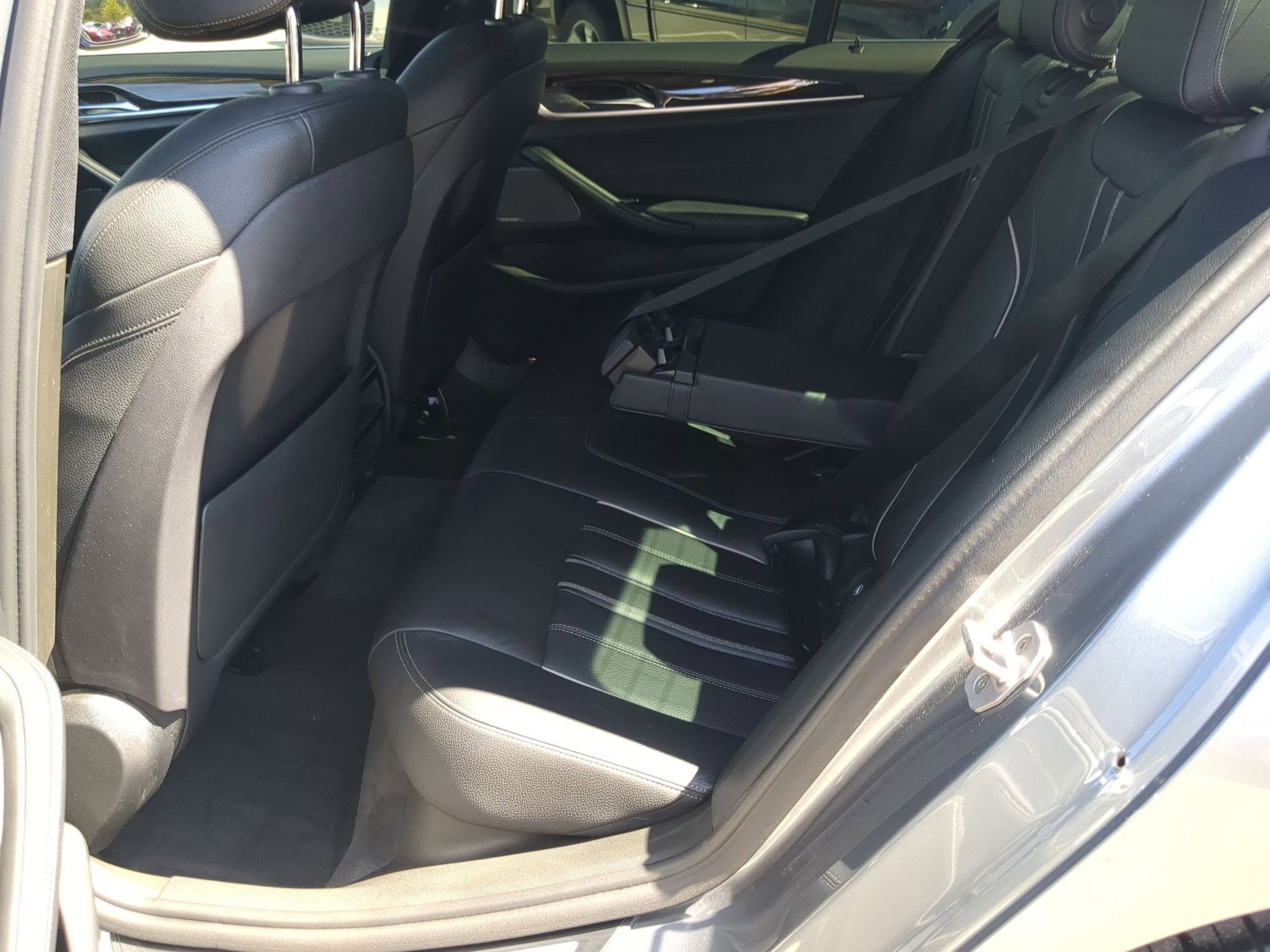 2018 BMW 5 Series 530i