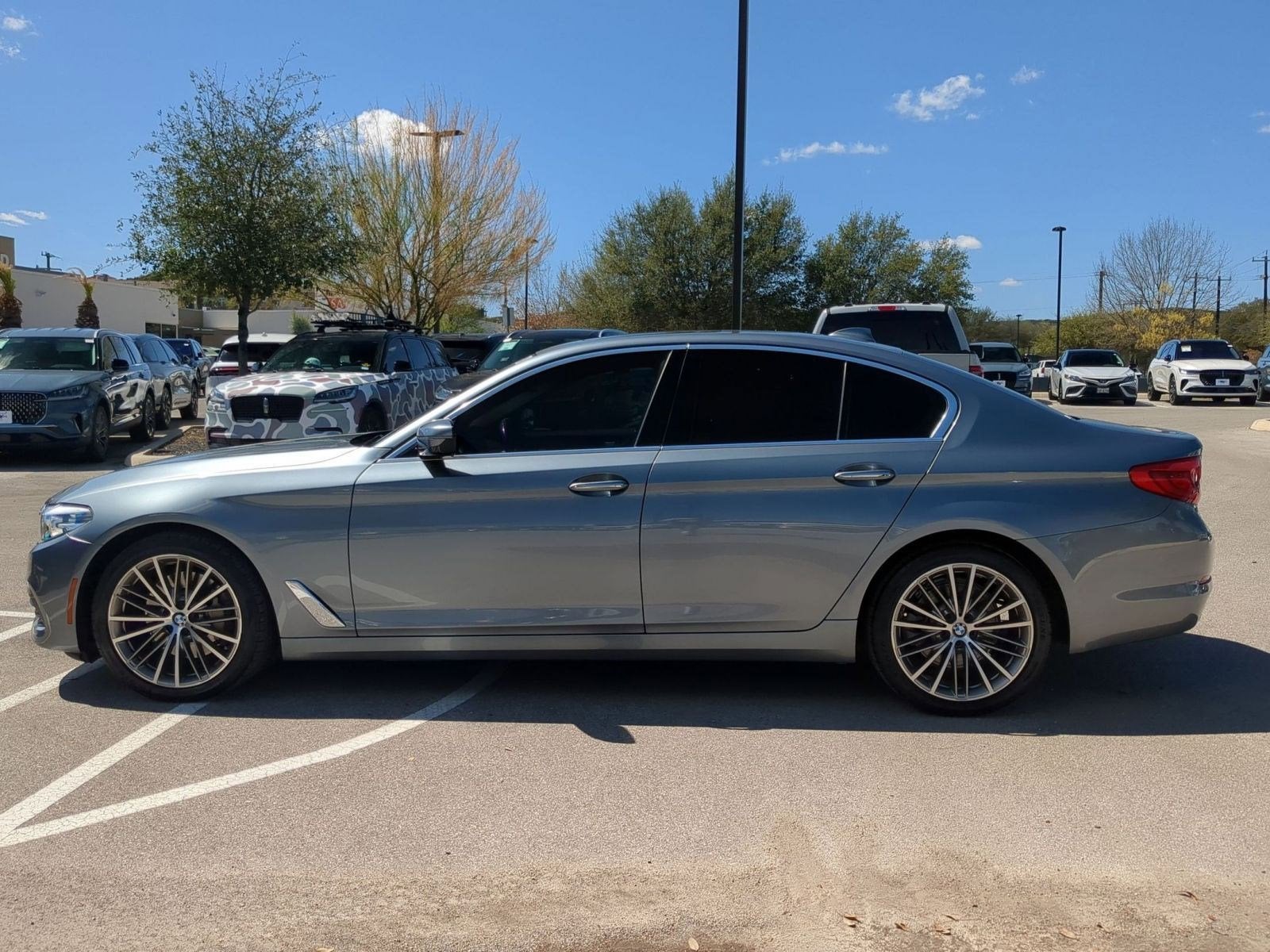 2018 BMW 5 Series 530i