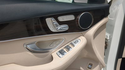 2019 Mercedes-Benz GLC GLC 300