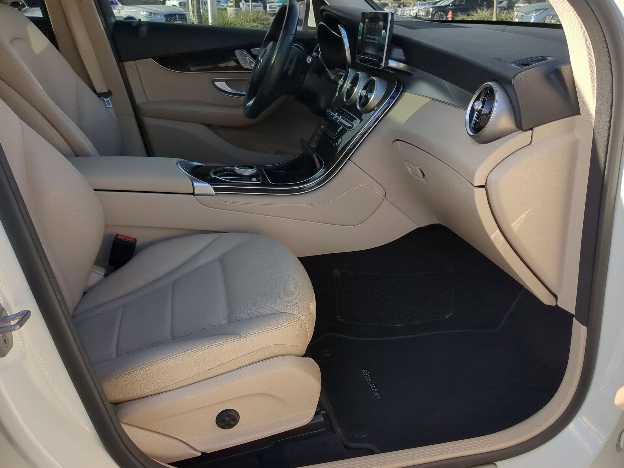 2019 Mercedes-Benz GLC GLC 300