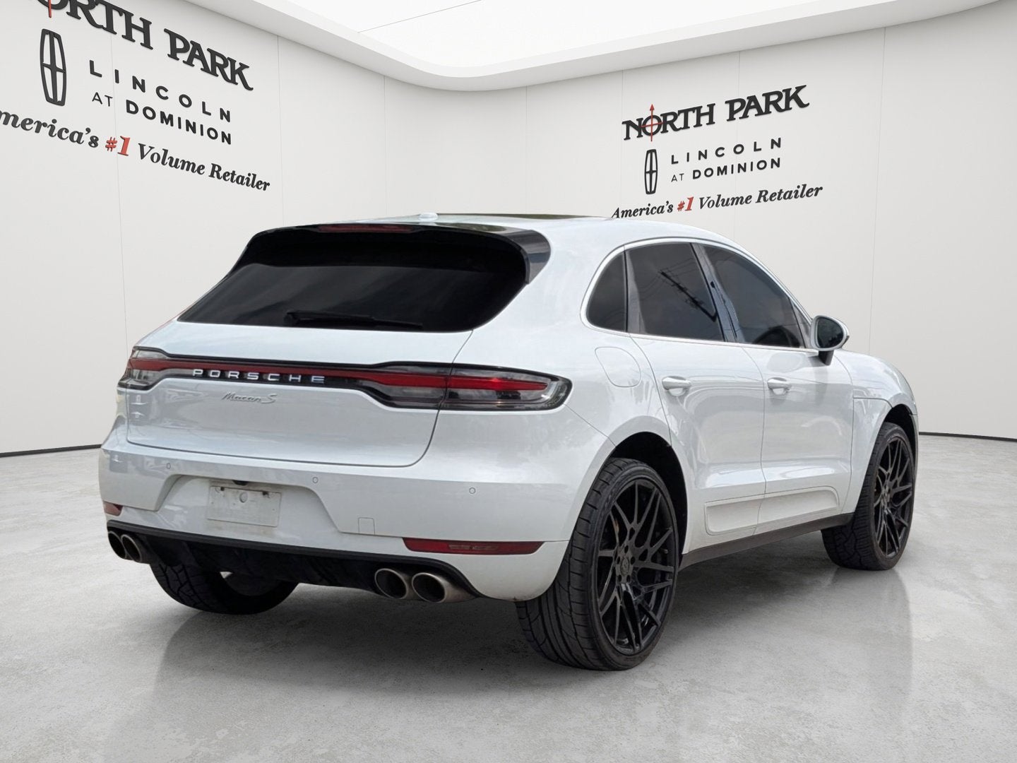 2021 Porsche Macan S