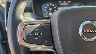 2019 Volvo XC40 Momentum