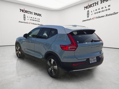 2019 Volvo XC40 Momentum