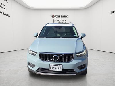 2019 Volvo XC40 Momentum