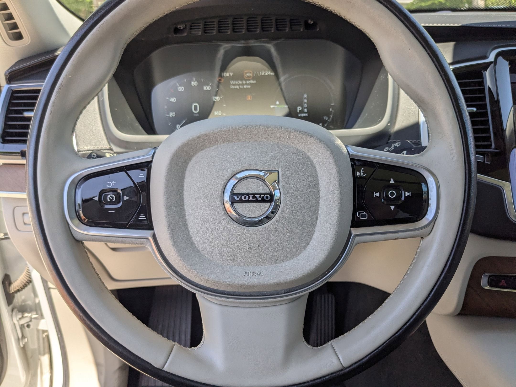 2017 Volvo XC90 Inscription
